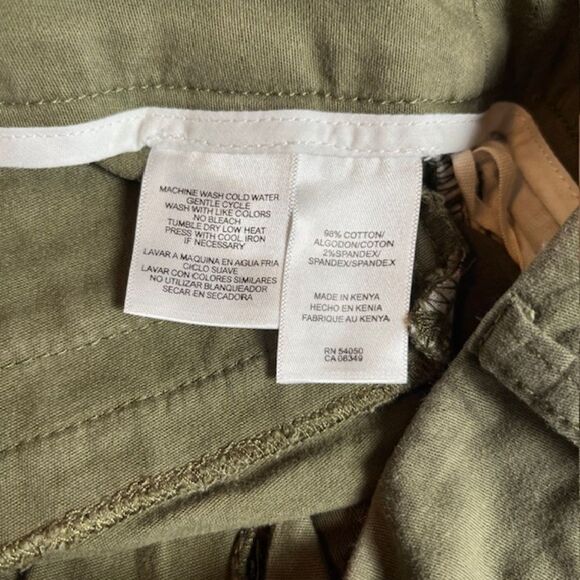 Jones New York Sport Women's Stretch Olive Trouser Shorts Bermuda Green Size 6 - Picture 6 of 7
